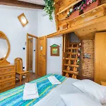 Apartman In With Sea View And Old Town
