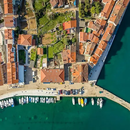 In With Sea View And Old Town * Cres