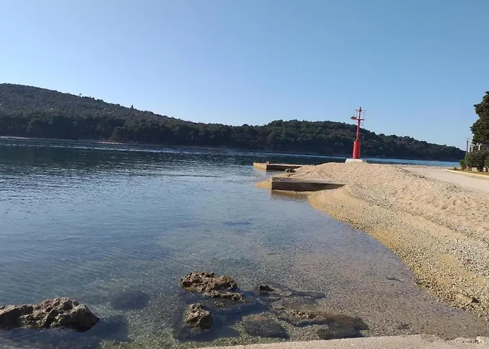In With Sea View And Old Town * Cres