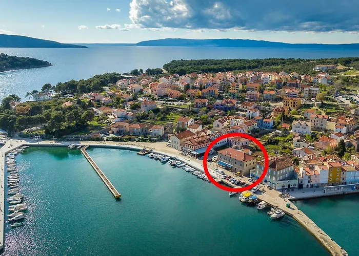 In With Sea View And Old Town Cres